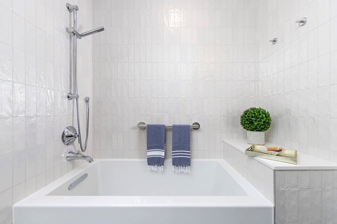Transitional Shower Tub with Bench
